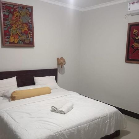 Kri Homestay Kuta  Bagian luar foto