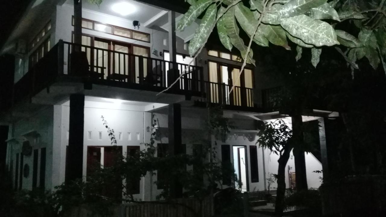 Kri Homestay Kuta  Bagian luar foto